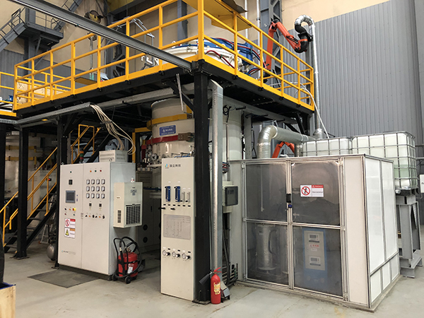 1. 化学气相沉积炉(碳CVI界面).jpg 1. 化学气相沉积炉(碳CVI界面).jpg